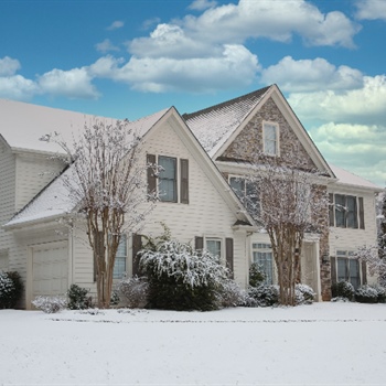 How Weather Impacts Roof Longevity in Minneapolis, MN